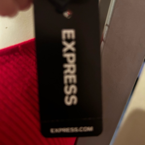 NWT pink sweater like top - Picture 3 of 4